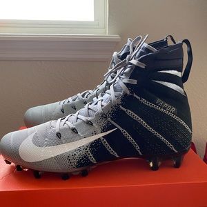 Mens Nike untouchable 3 elite football cleats